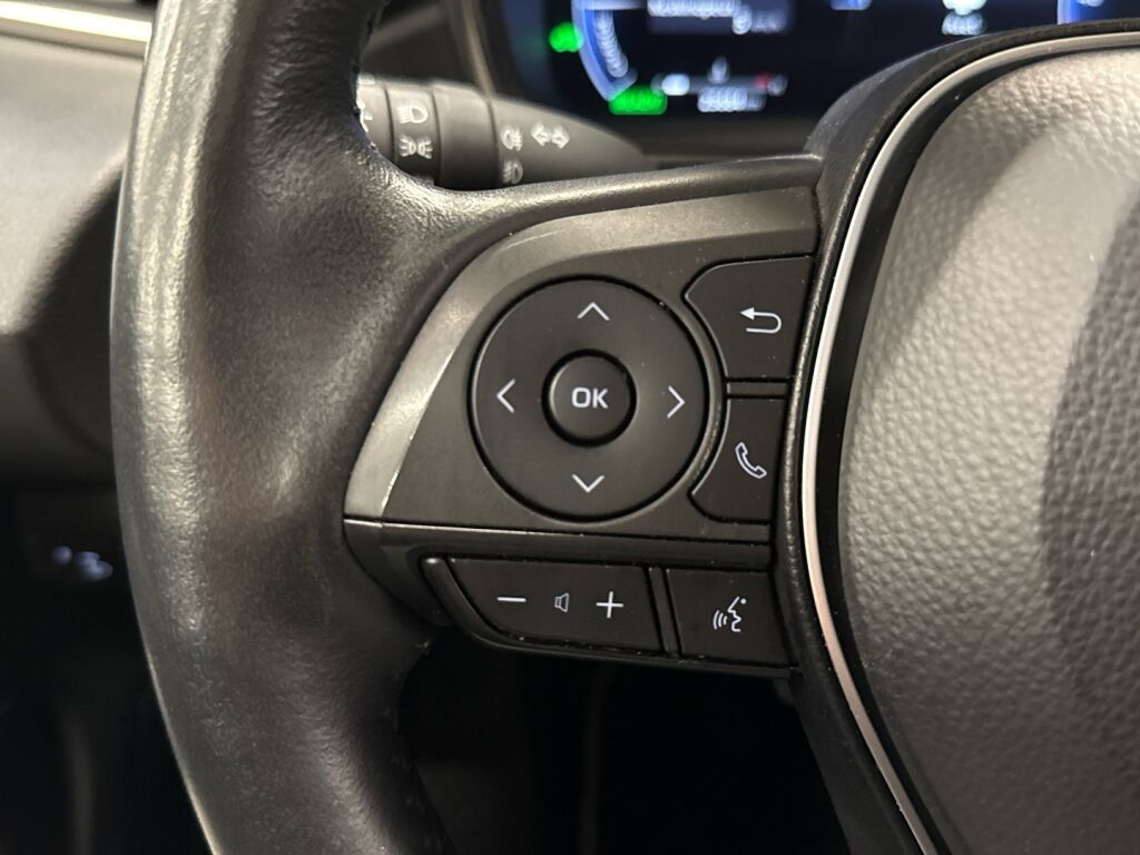 Toyota Corolla 2023 Valkoinen