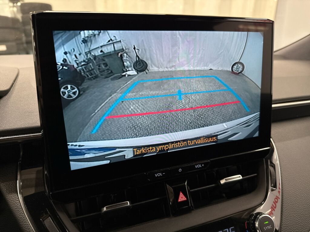 Toyota Corolla 2023 Valkoinen