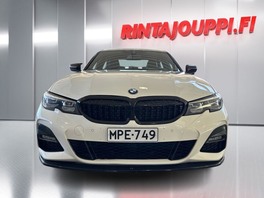 BMW 330 2020 Valkoinen