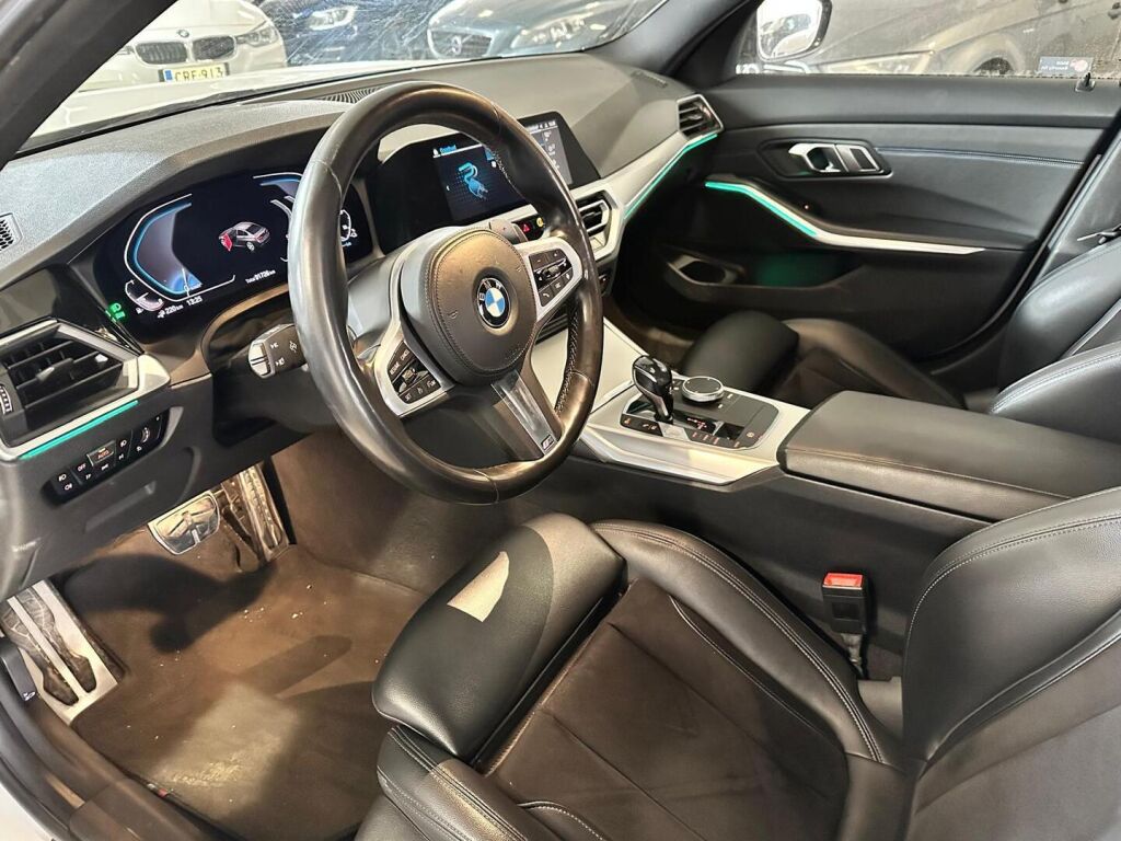 BMW 330 2020 Valkoinen