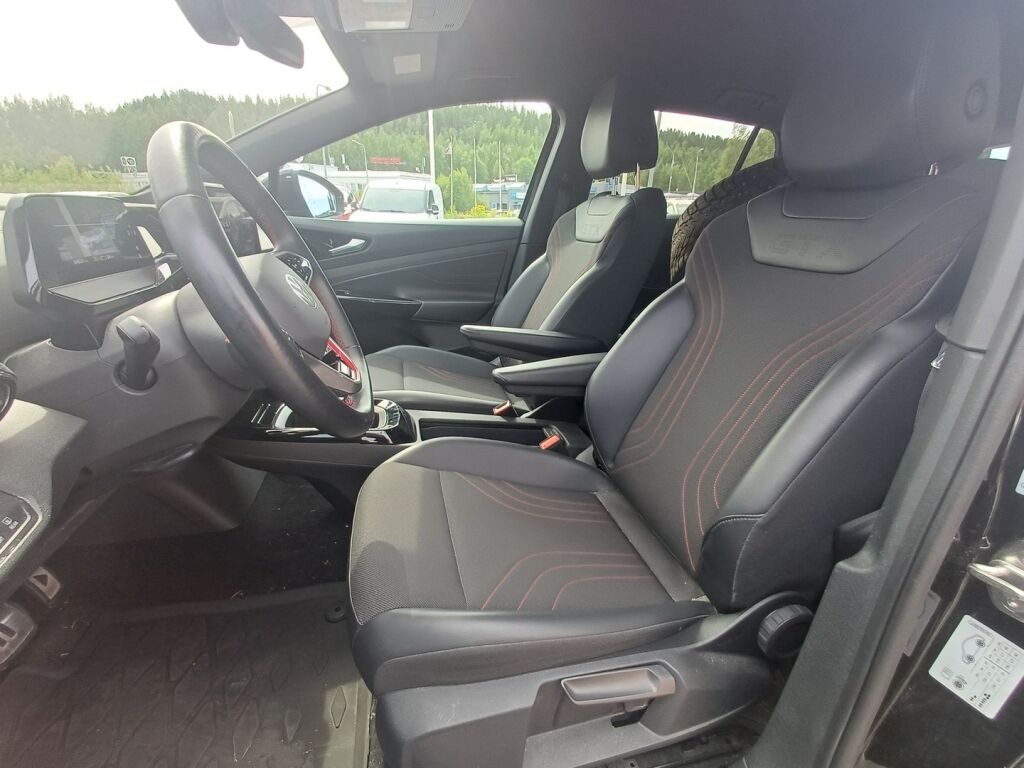 Volkswagen ID.4 2023 Musta