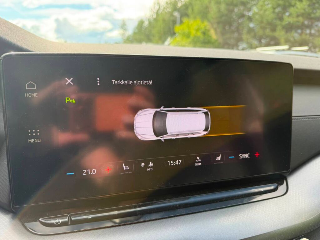 Skoda Octavia 2023 Harmaa