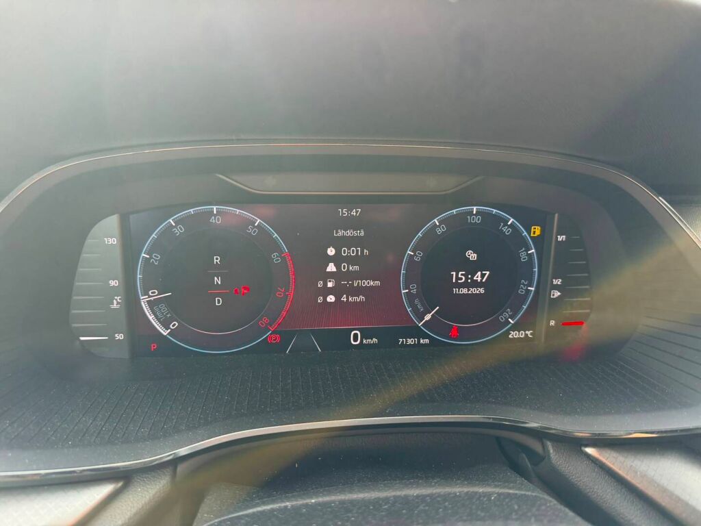 Skoda Octavia 2023 Harmaa