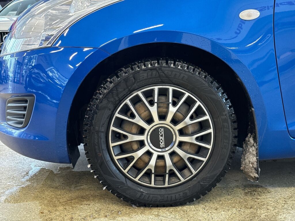 Suzuki Swift 2011 Sininen
