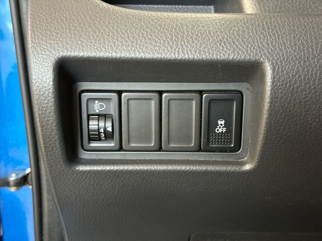 Suzuki Swift 2011 Sininen