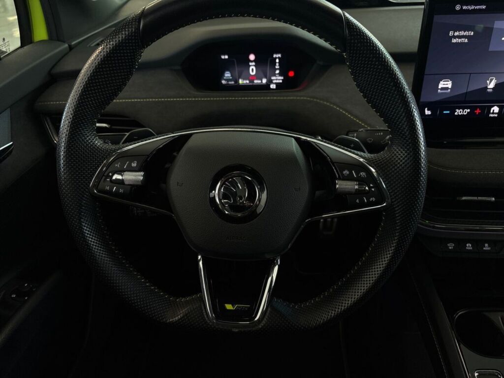Skoda Enyaq 2022 Vihreä
