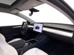 Tesla Model Y 2024 Valkoinen