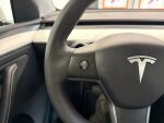 Tesla Model Y 2024 Valkoinen