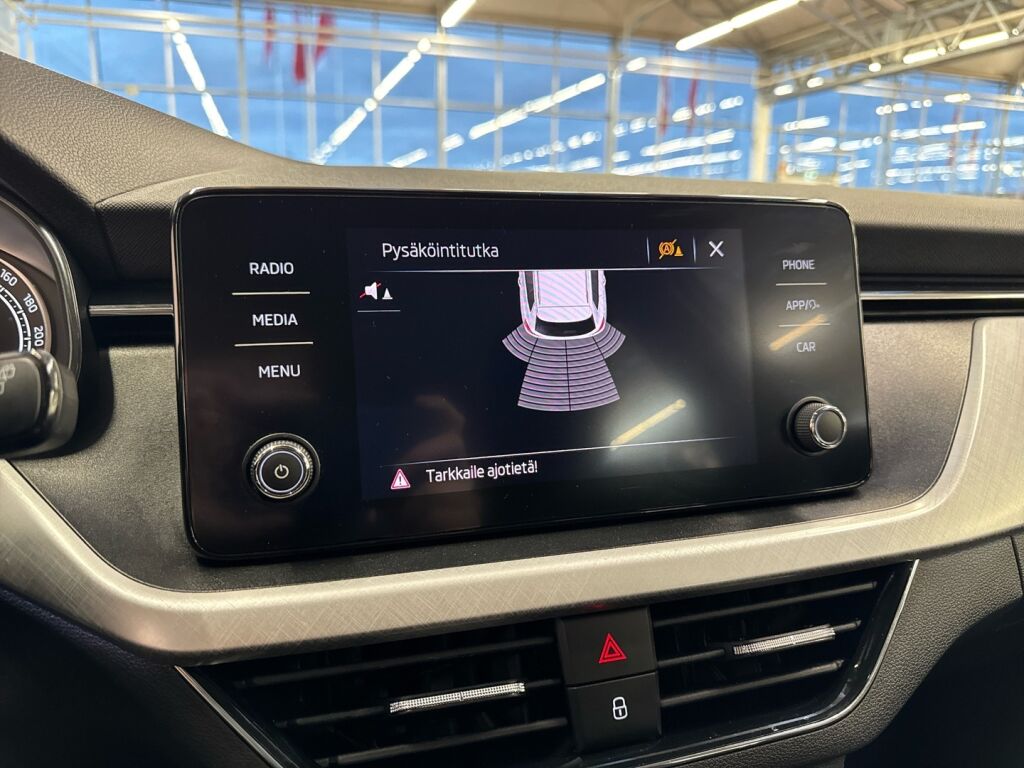 Skoda Kamiq 2024 Valkoinen