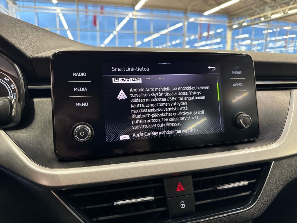 Skoda Kamiq 2024 Valkoinen