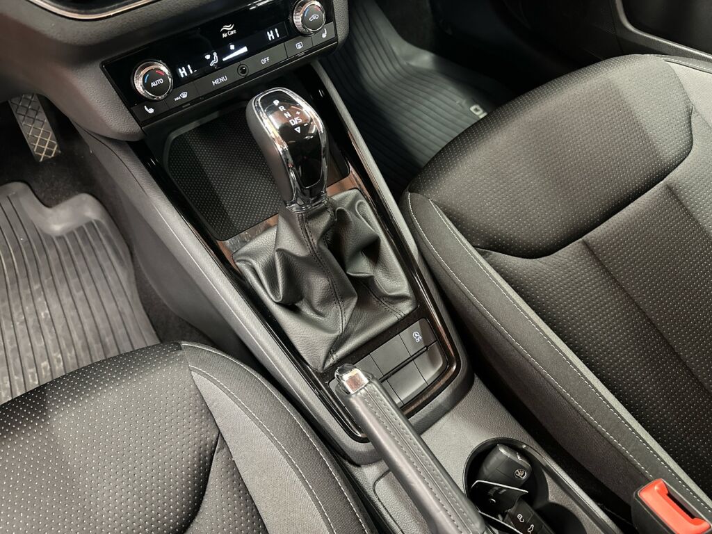 Skoda Kamiq 2024 Valkoinen