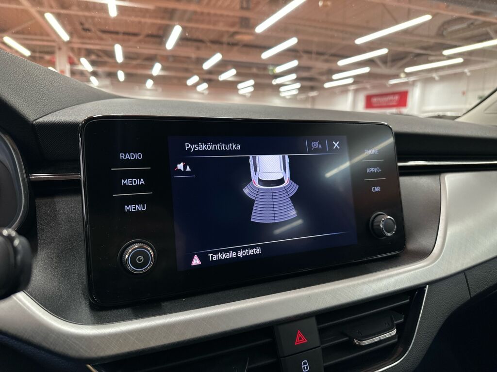 Skoda Kamiq 2024 Valkoinen