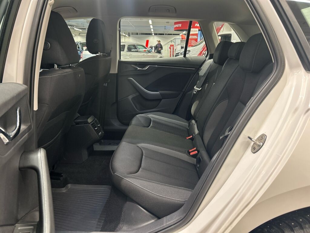 Skoda Kamiq 2024 Valkoinen