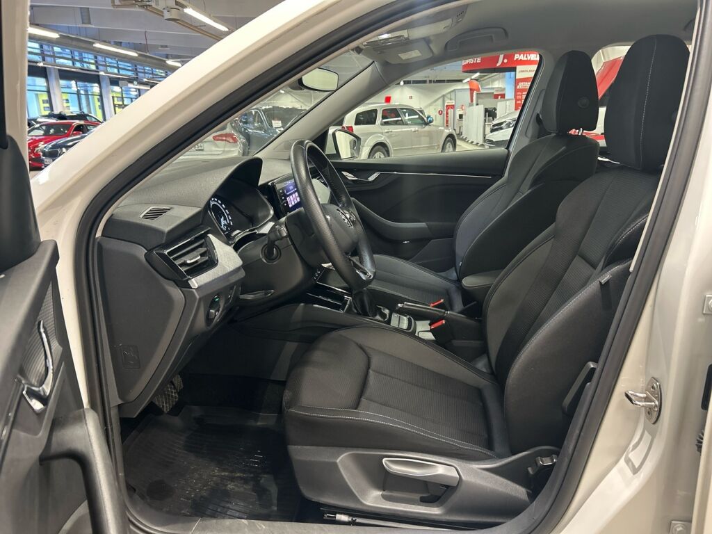 Skoda Kamiq 2024 Valkoinen