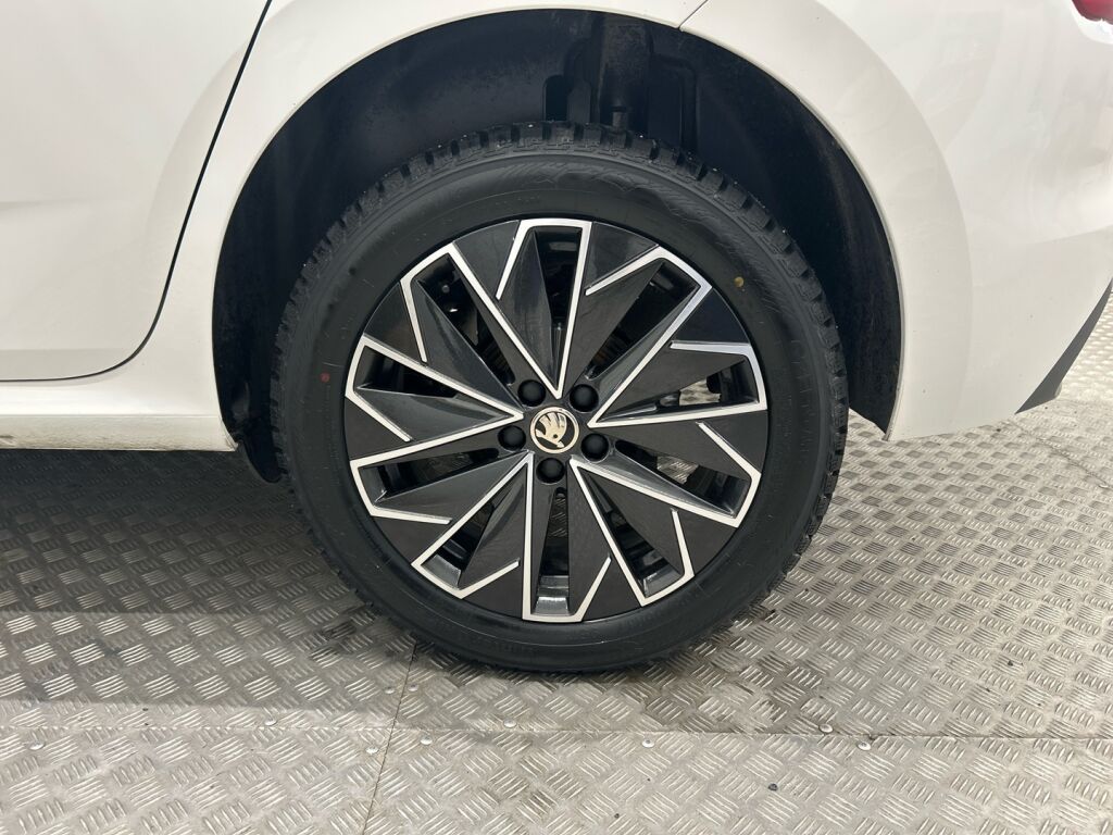 Skoda Kamiq 2024 Valkoinen