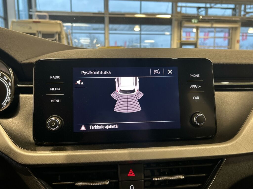 Skoda Kamiq 2024 Valkoinen