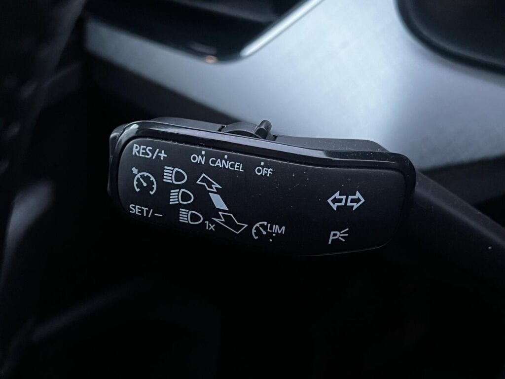 Skoda Kamiq 2024 Valkoinen