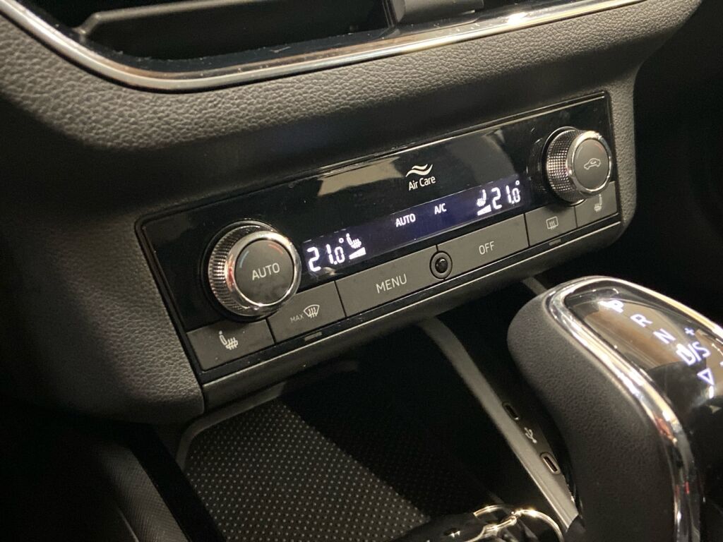 Skoda Kamiq 2024 Valkoinen