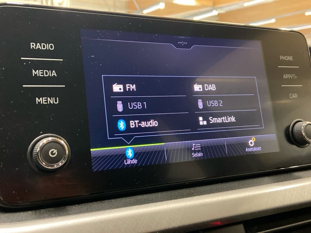 Skoda Kamiq 2024 Valkoinen