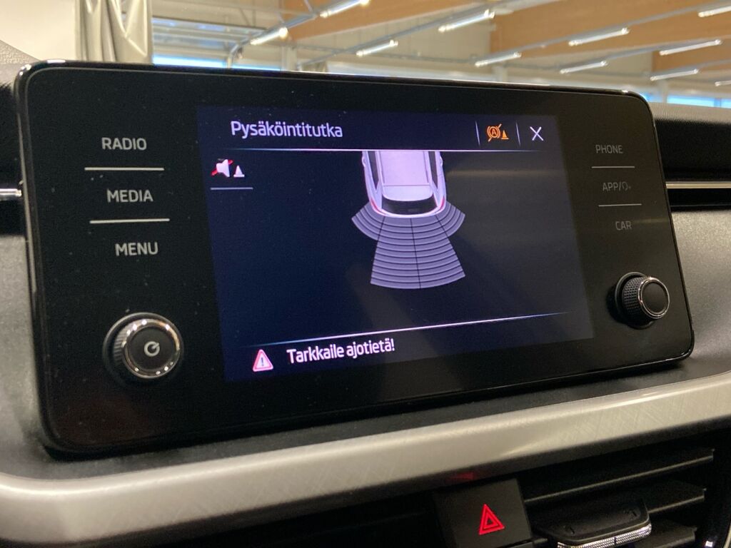 Skoda Kamiq 2024 Valkoinen