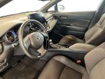 Toyota C-HR 2023 Harmaa