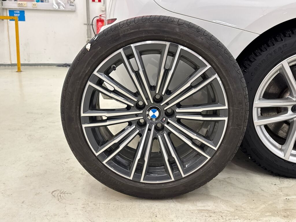 BMW 330 2021 Valkoinen