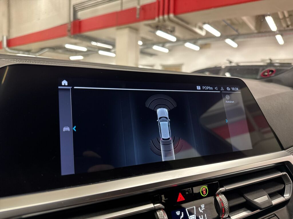 BMW 330 2021 Valkoinen