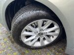 Toyota Corolla 2024 Ruskea (beige)