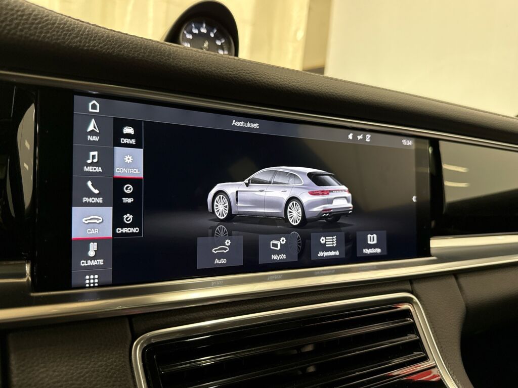 Porsche Panamera 2020 Musta