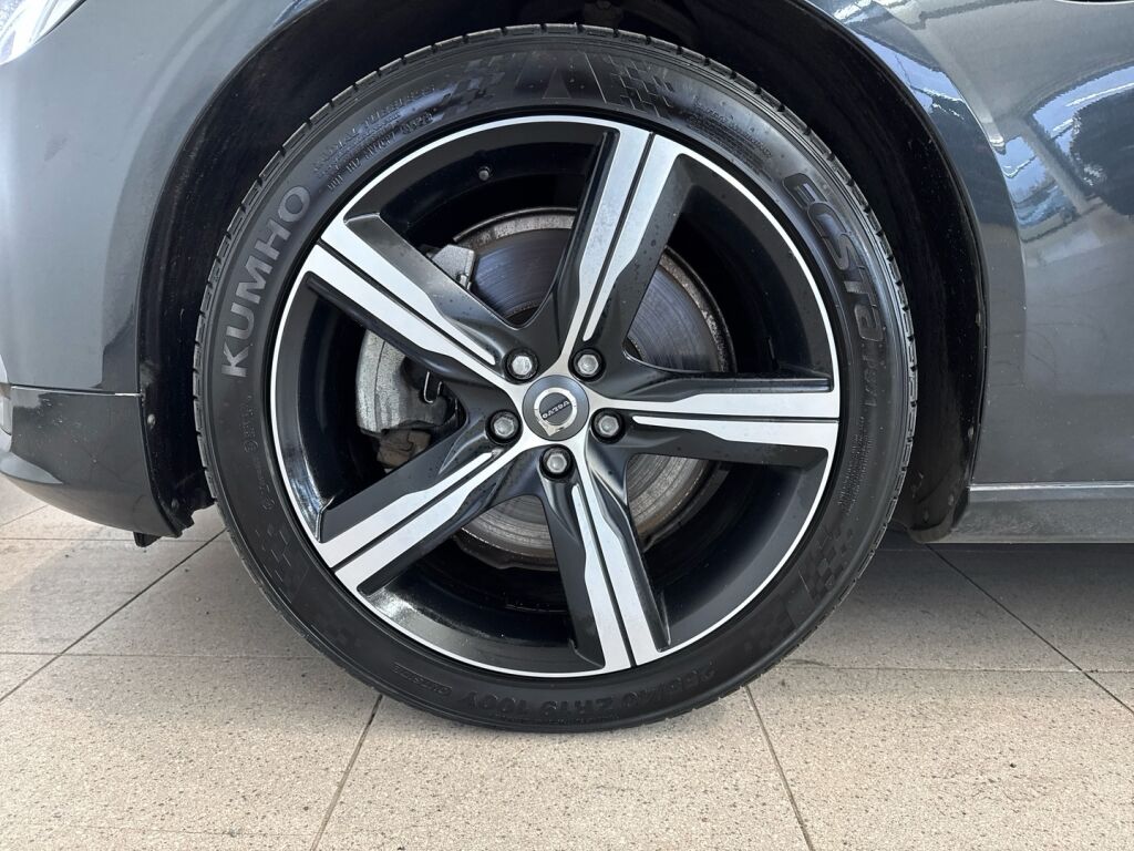 Volvo V90 2020 Harmaa