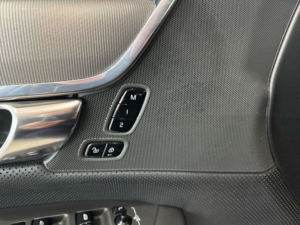 Volvo V90 2020 Harmaa