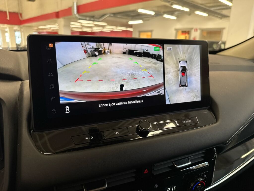 Nissan Qashqai 2024 Punainen