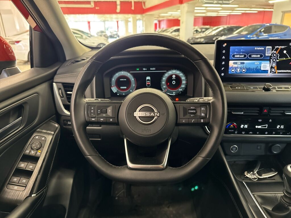 Nissan Qashqai 2024 Punainen