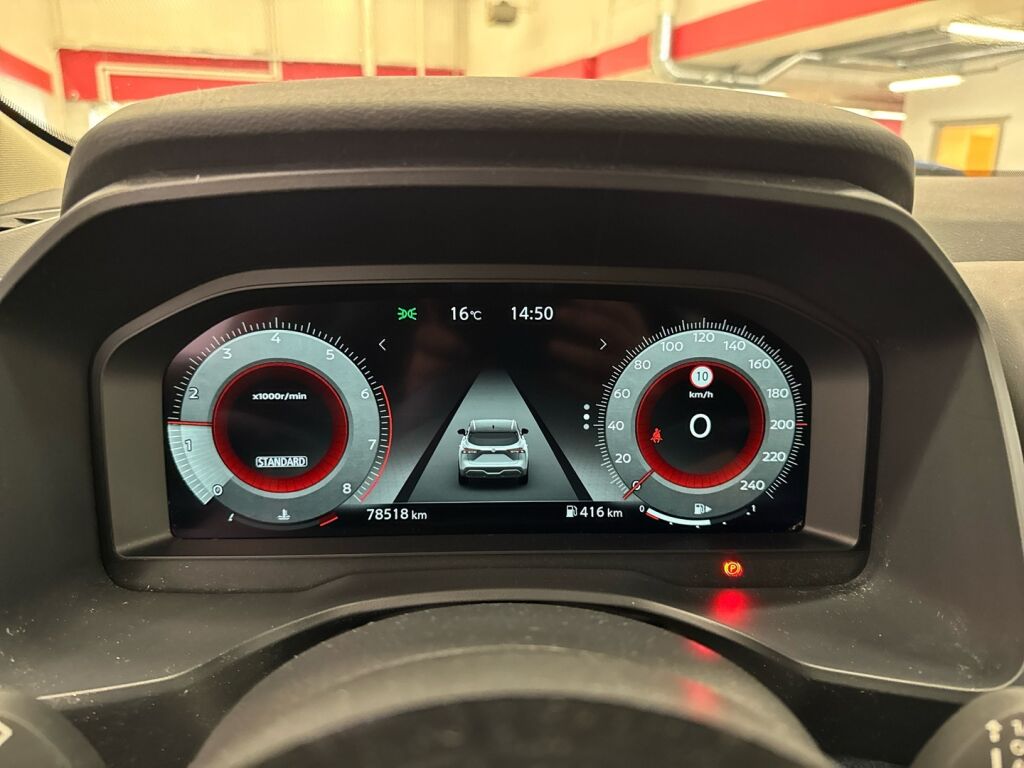 Nissan Qashqai 2024 Punainen