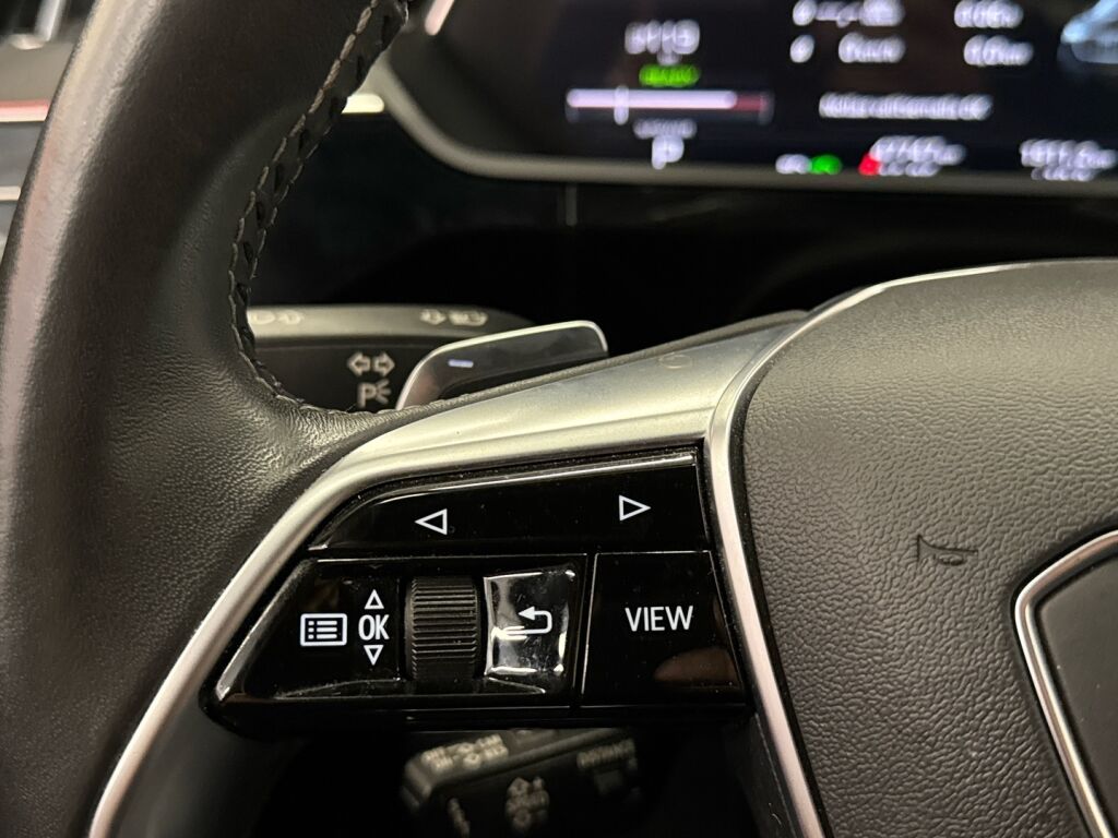 Audi e-tron 2021 Sininen