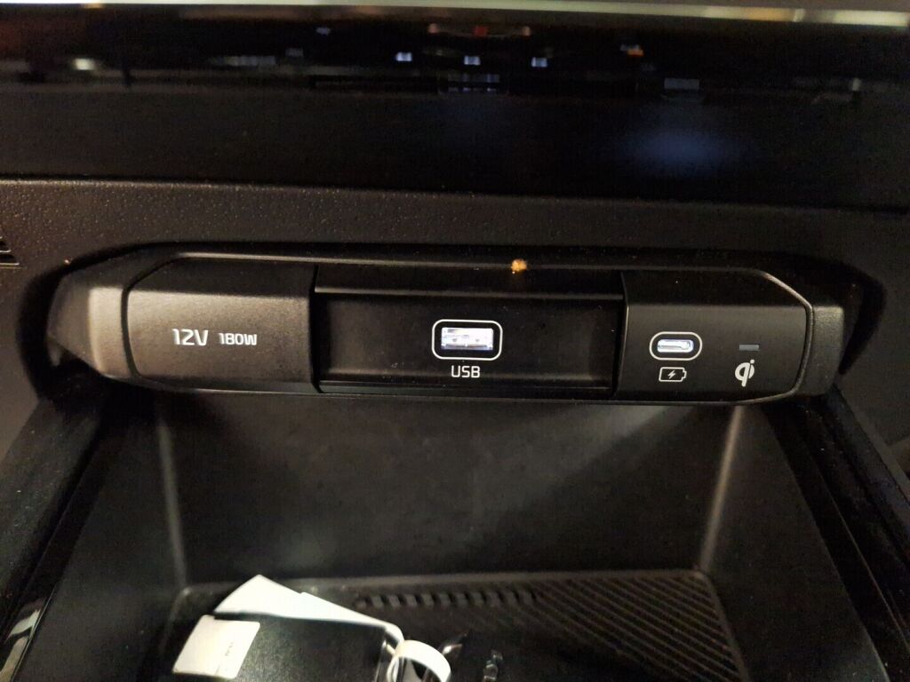 Kia Niro 2023 Vihreä