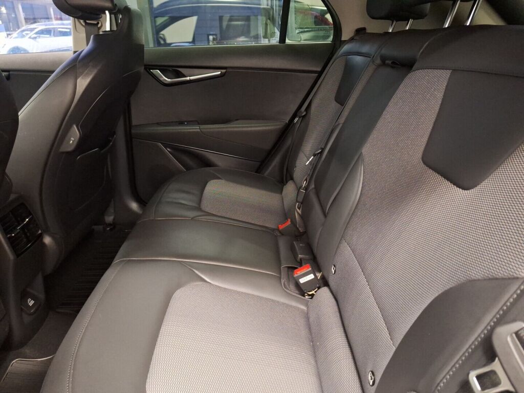 Kia Niro 2023 Vihreä