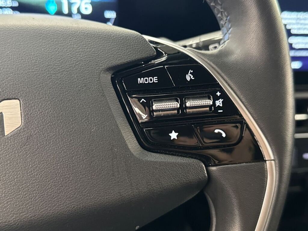 Kia Niro 2023 Sininen