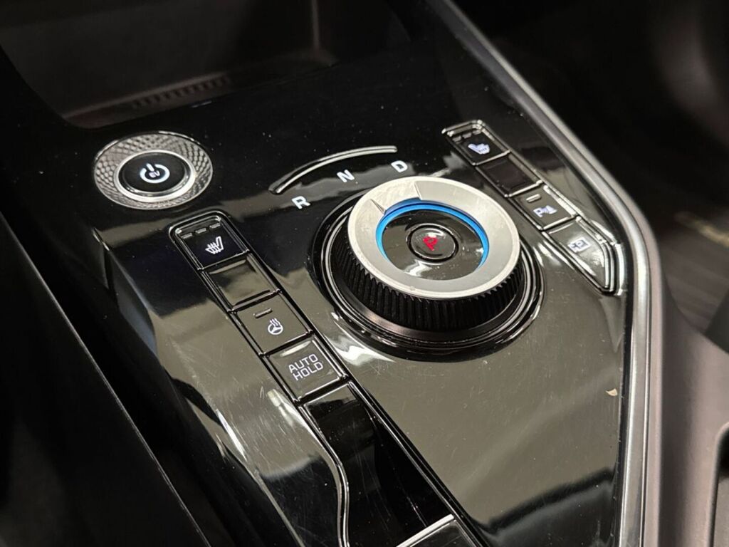 Kia Niro 2023 Sininen