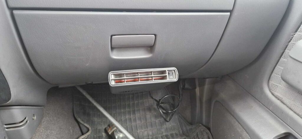 Nissan Cab 2004 Vihreä