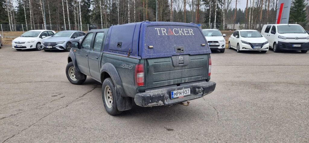 Nissan Cab 2004 Vihreä