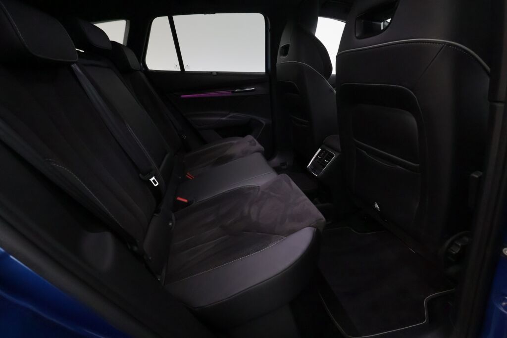 Skoda Enyaq 2021 Sininen