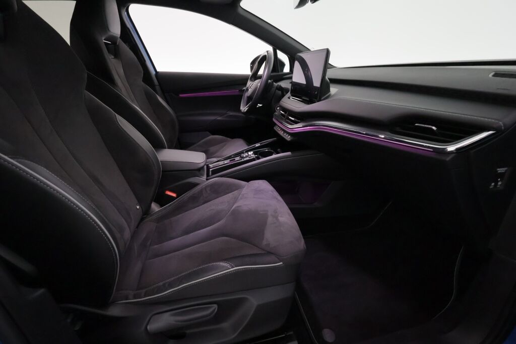 Skoda Enyaq 2021 Sininen