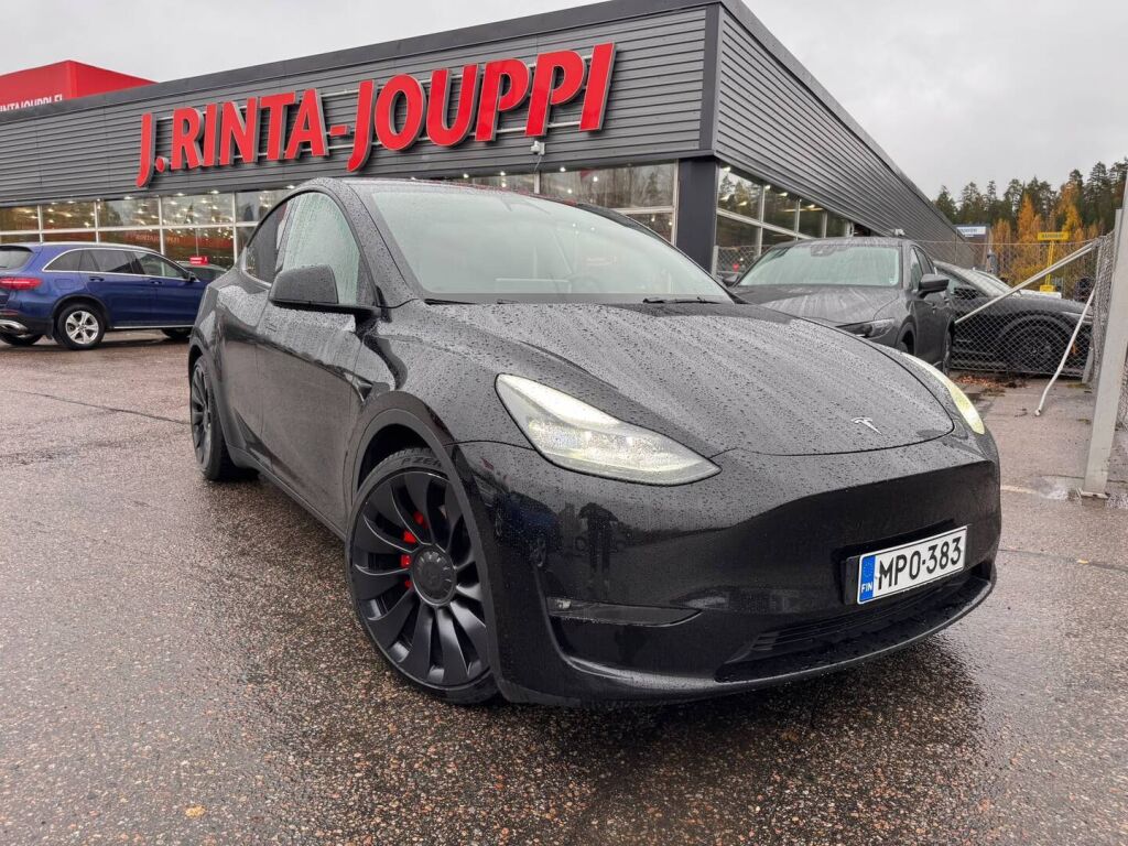 Tesla Model Y 2024 Musta