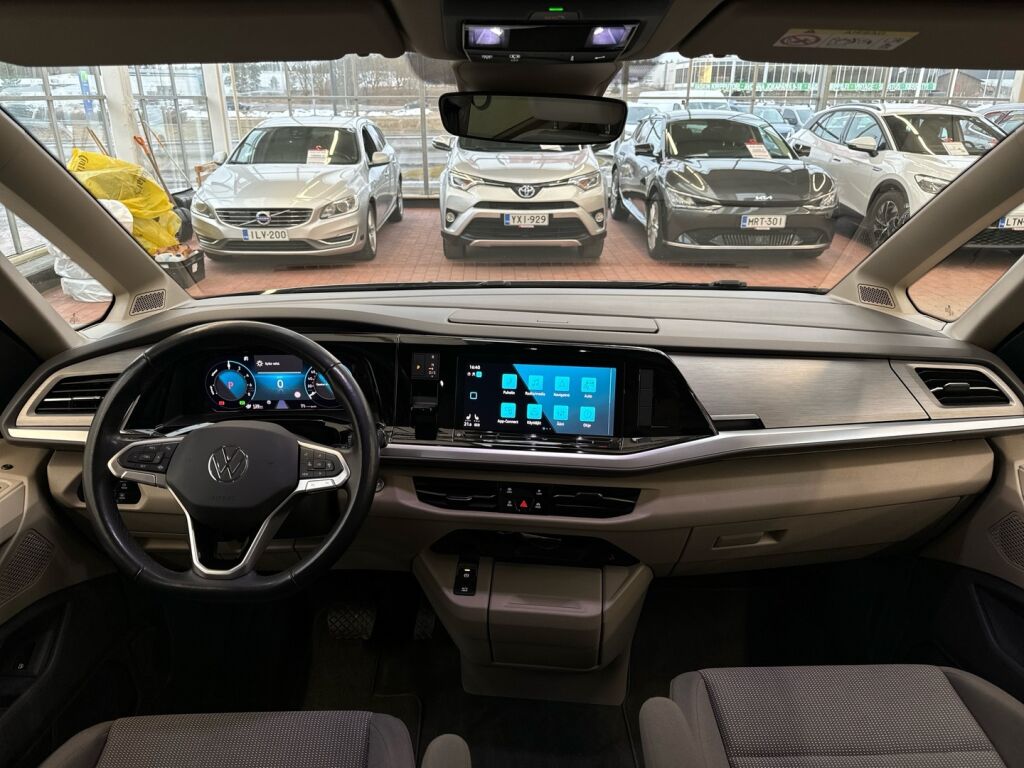 Volkswagen Multivan 2024 Musta