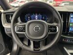 Volvo XC60 2024 Musta