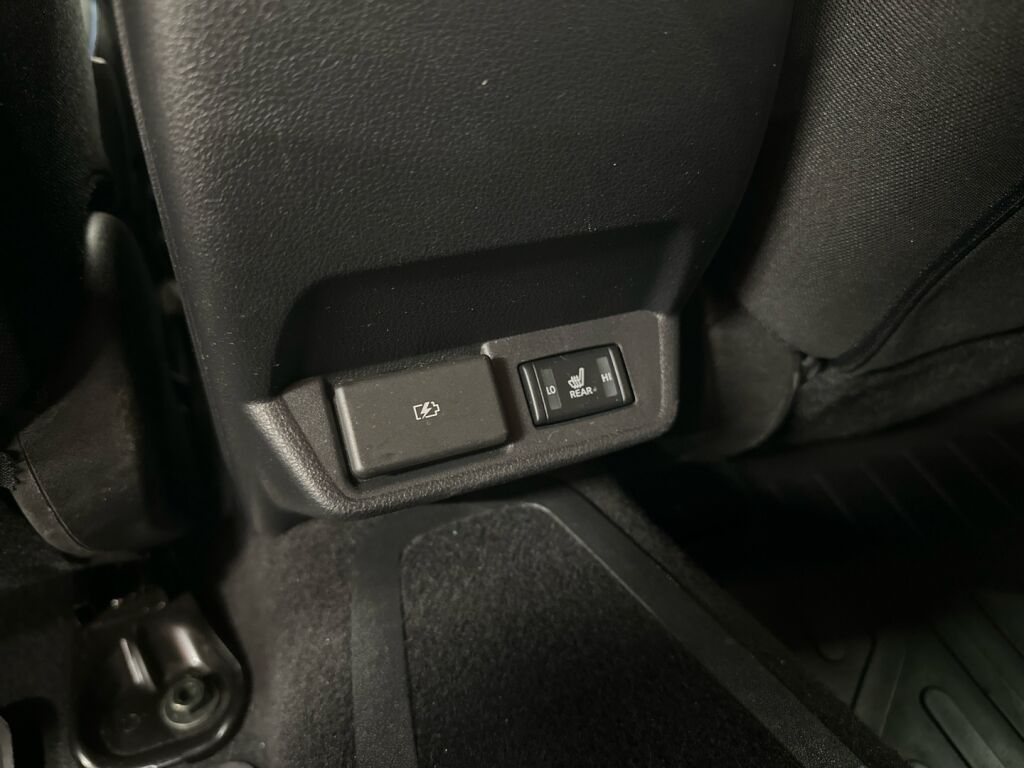 Nissan Leaf 2021 Valkoinen