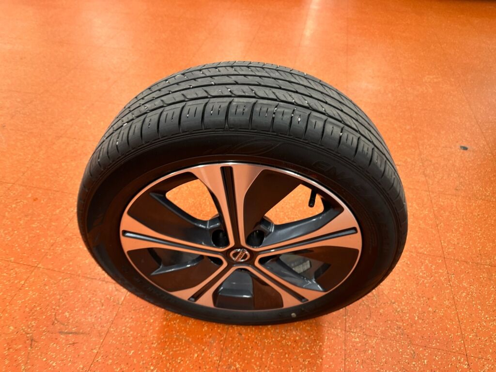 Nissan Leaf 2021 Valkoinen