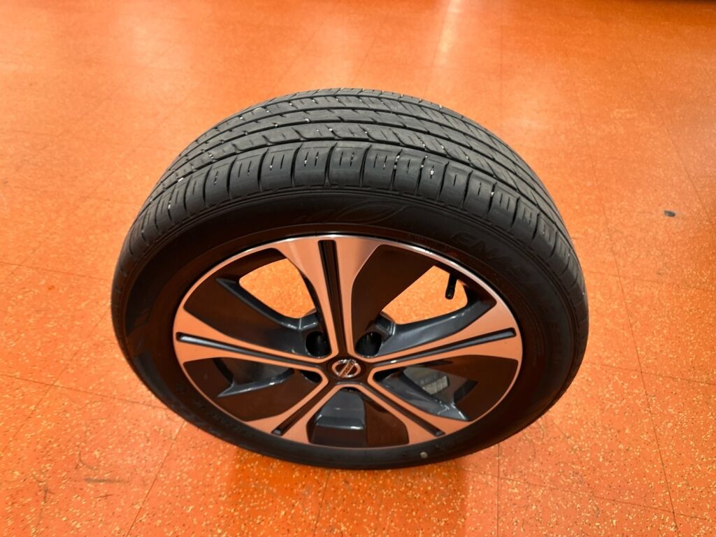 Nissan Leaf 2021 Valkoinen