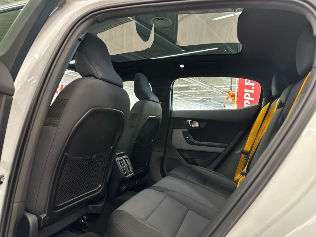 Polestar 2 2021 Valkoinen